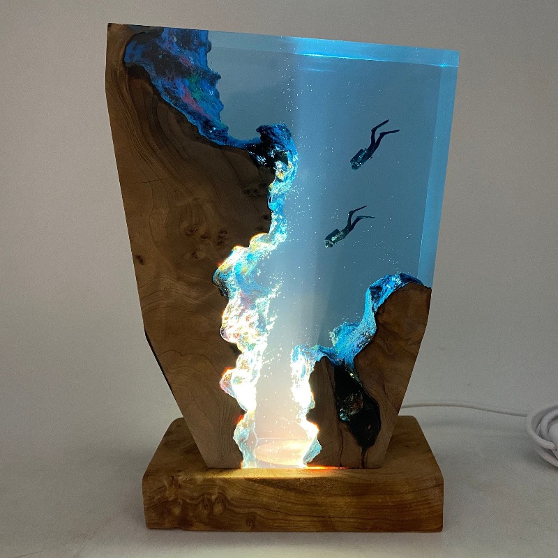 Deep Sea Colorful Exploration  - Unique Lighting Decor reseña y precio