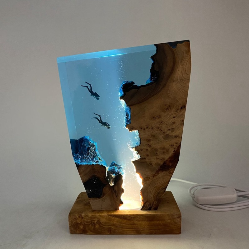 Deep Sea Colorful Exploration  - Unique Lighting Decor reseña y precio
