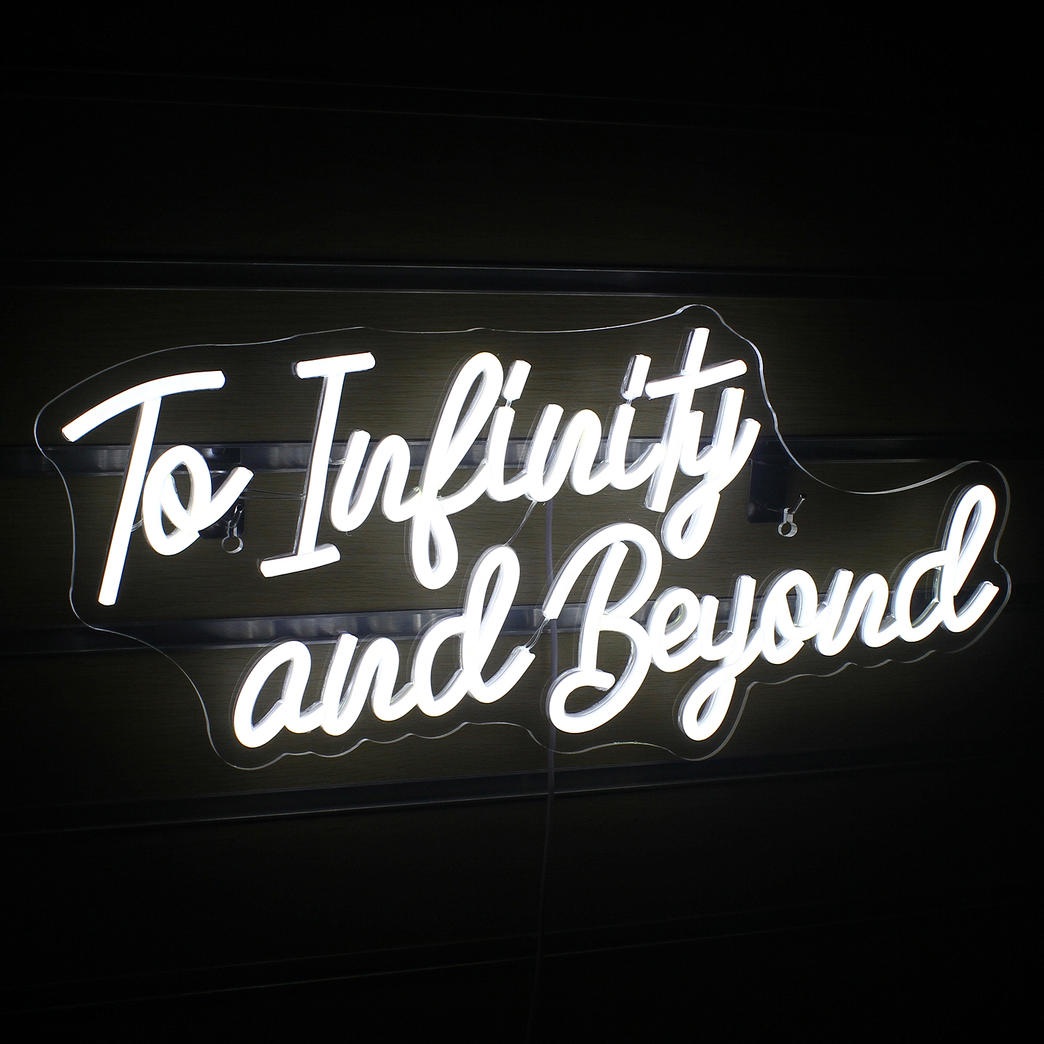 To Infinity and Beyond Led Neo - Lighting Decor And Beyond reseña y precio