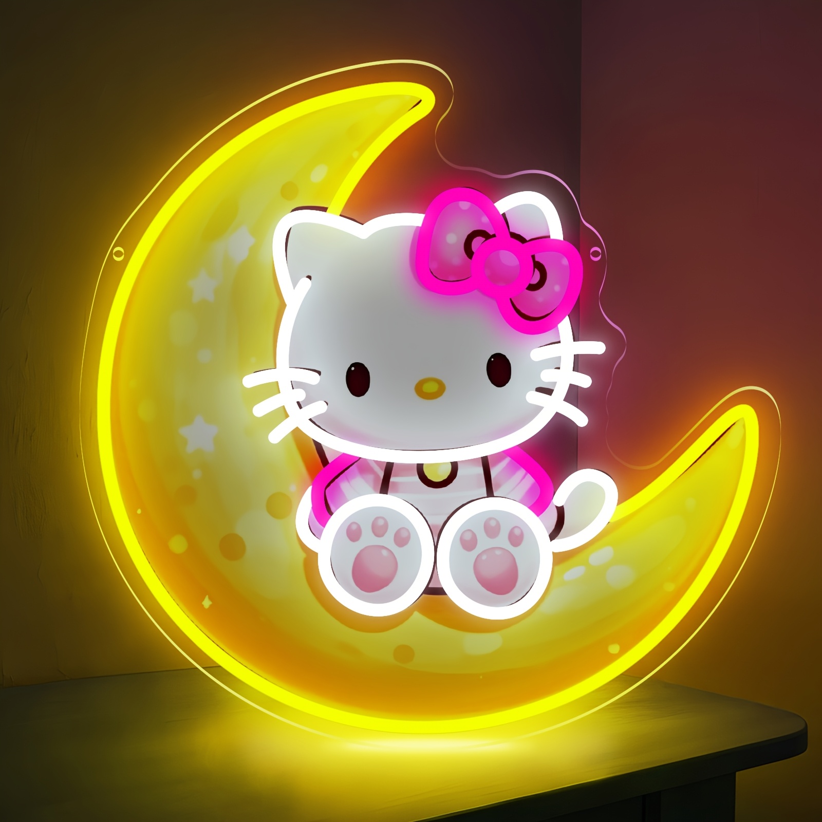Hello Kitty on Moon Yellow Cut - Lighting Room Decor Items reseña y precio